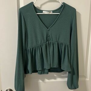 Green long sleeve crop top